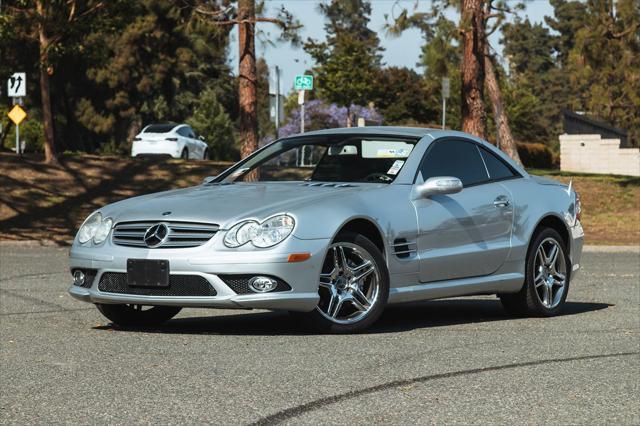 used 2007 Mercedes-Benz SL-Class car, priced at $12,995