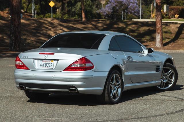 used 2007 Mercedes-Benz SL-Class car, priced at $12,995