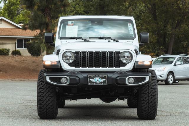 used 2024 Jeep Gladiator car