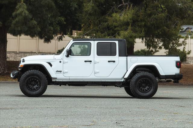 used 2024 Jeep Gladiator car