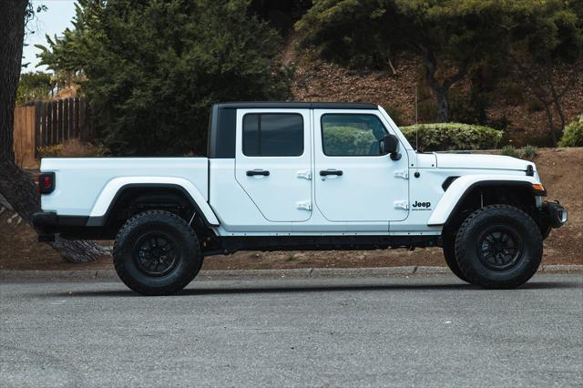 used 2023 Jeep Gladiator car