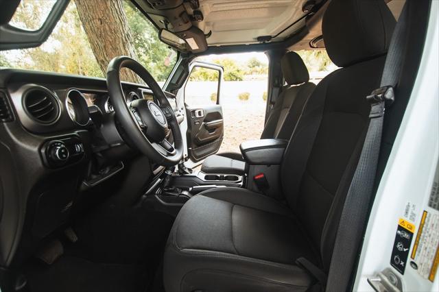 used 2023 Jeep Gladiator car