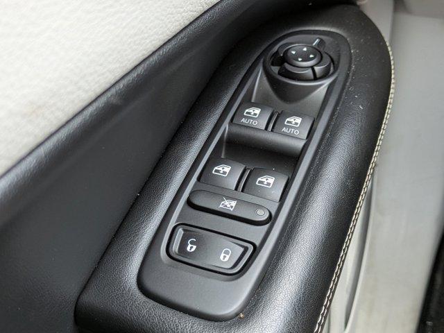used 2018 Jeep Compass car, priced at $12,884