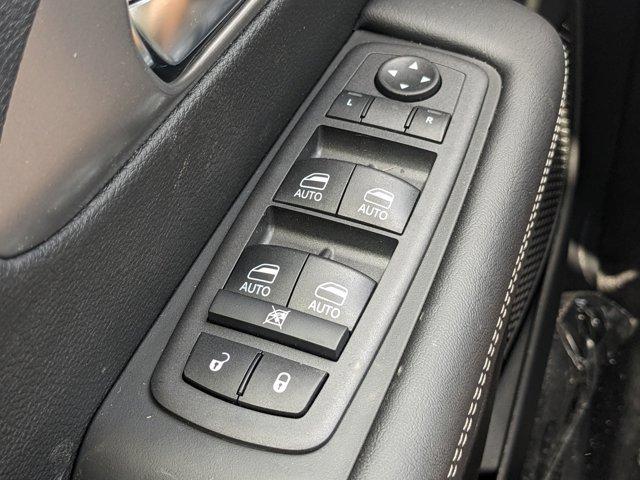 new 2025 Chrysler Pacifica car, priced at $44,727