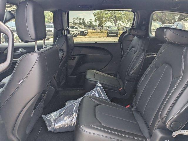 new 2025 Chrysler Pacifica car, priced at $44,727