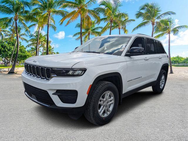 new 2024 Jeep Grand Cherokee car, priced at $37,998