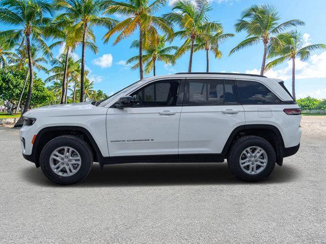 new 2024 Jeep Grand Cherokee car, priced at $37,998