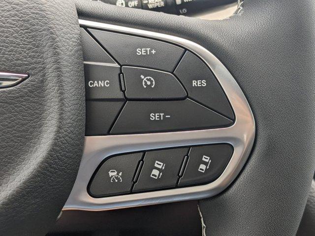 new 2025 Chrysler Pacifica car, priced at $40,284
