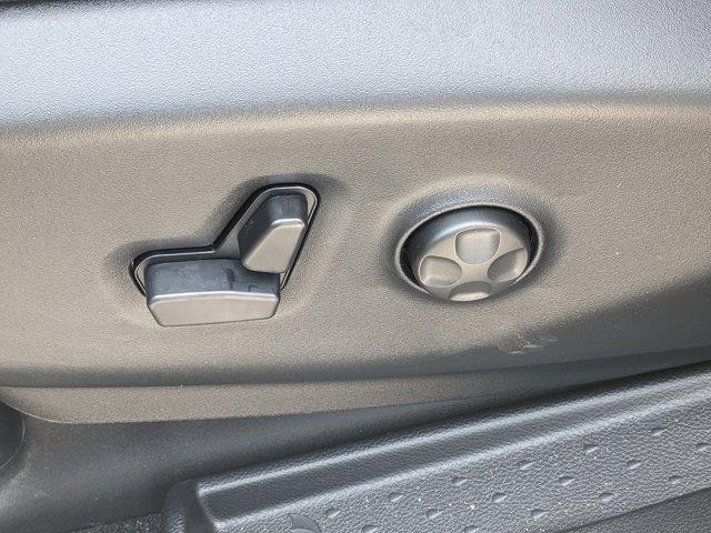 new 2025 Chrysler Pacifica car, priced at $40,284