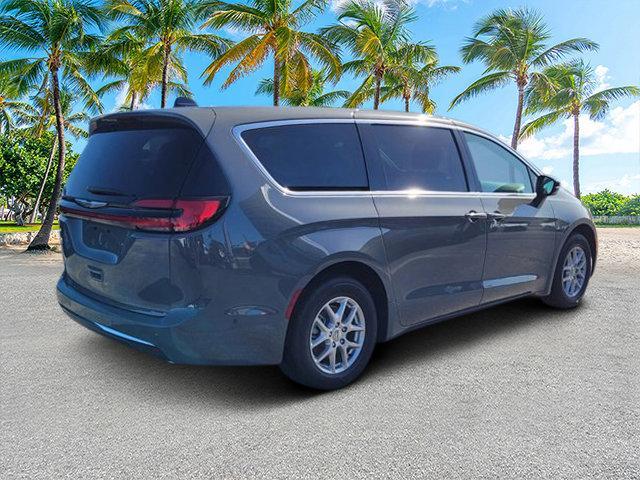 new 2025 Chrysler Pacifica car, priced at $40,484