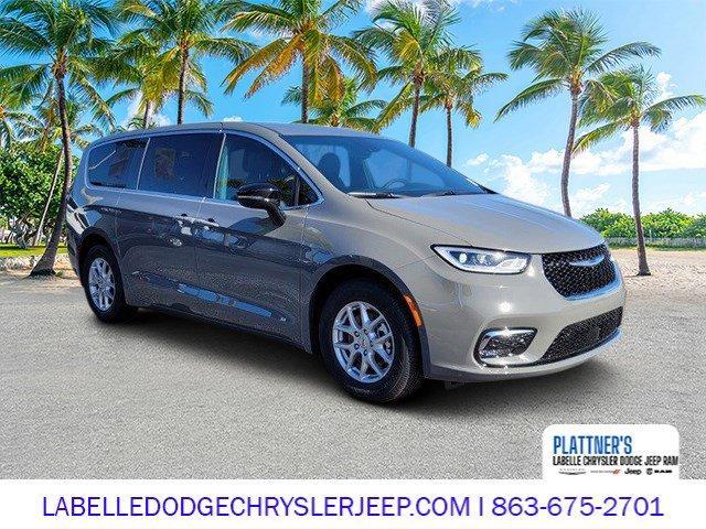 new 2025 Chrysler Pacifica car, priced at $40,484