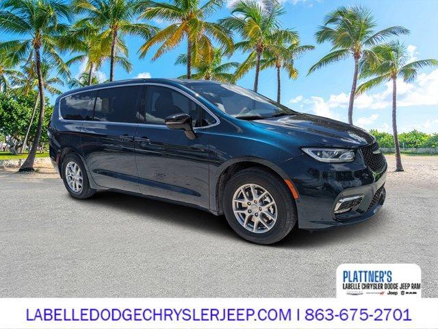 new 2025 Chrysler Pacifica car, priced at $45,173