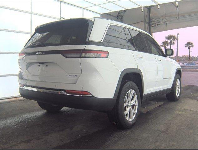 used 2022 Jeep Grand Cherokee car, priced at $31,470