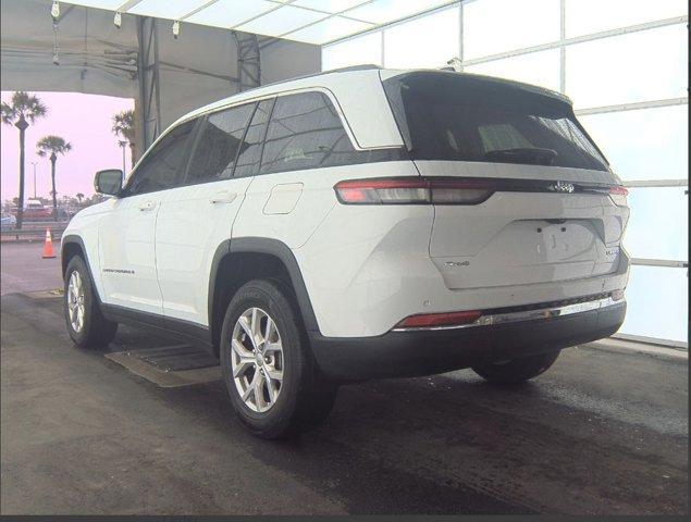 used 2022 Jeep Grand Cherokee car, priced at $31,470