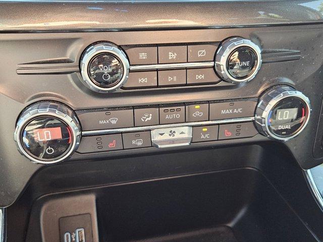 used 2021 Ford F-150 car, priced at $35,984