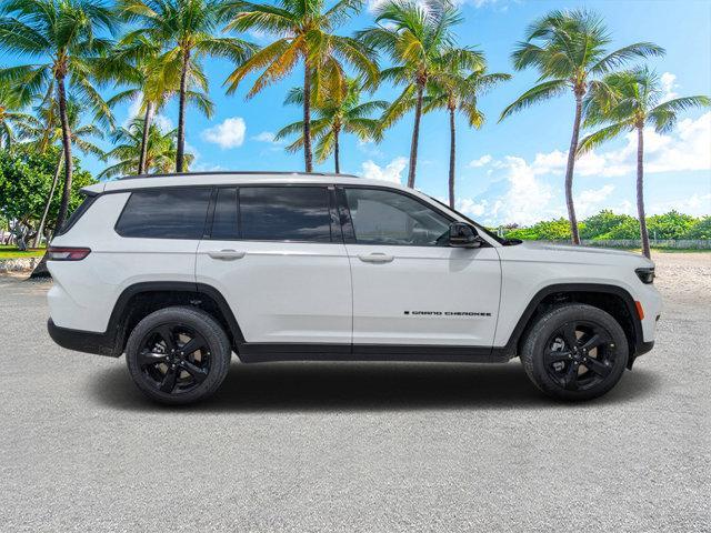 new 2024 Jeep Grand Cherokee L car, priced at $45,905