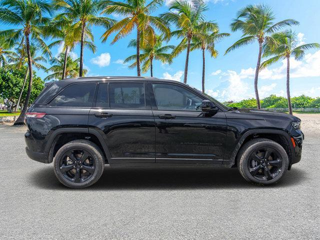 new 2024 Jeep Grand Cherokee car, priced at $44,523