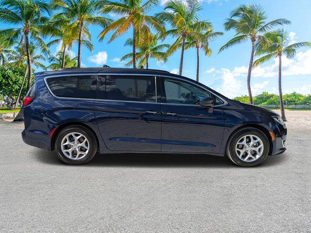 used 2019 Chrysler Pacifica car, priced at $9,984