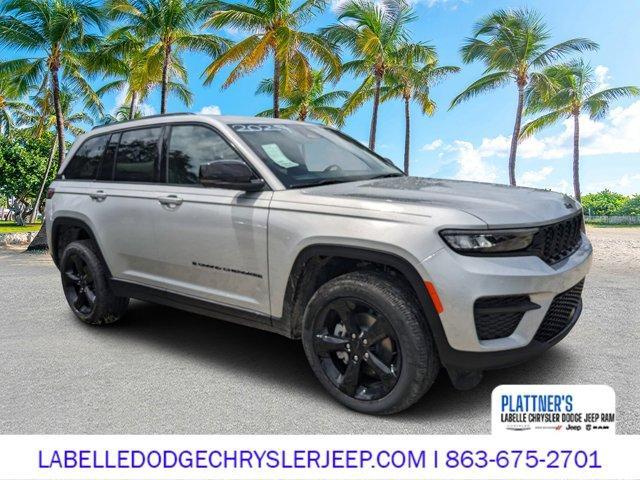 new 2024 Jeep Grand Cherokee car, priced at $44,523