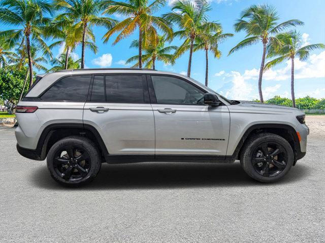 new 2024 Jeep Grand Cherokee car, priced at $44,523