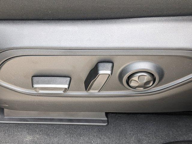 new 2025 Jeep Grand Cherokee L car, priced at $40,989