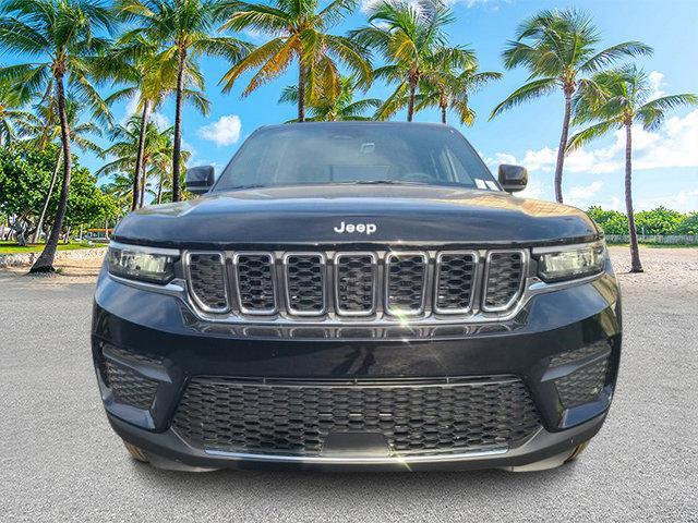 new 2025 Jeep Grand Cherokee car, priced at $34,984