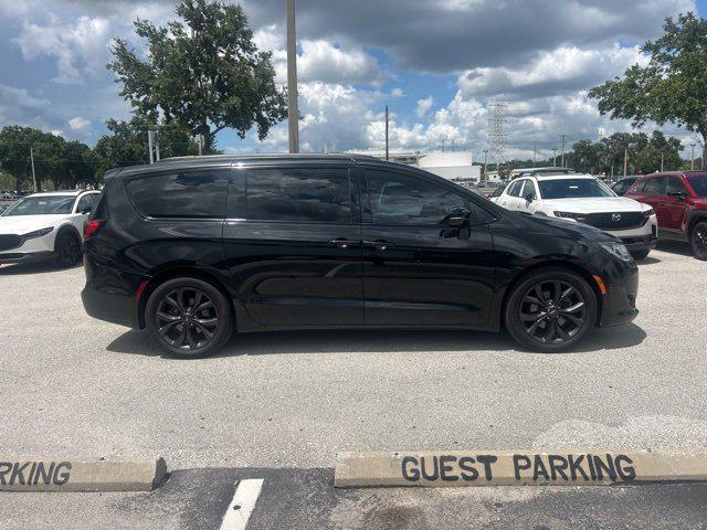 used 2018 Chrysler Pacifica car, priced at $15,987