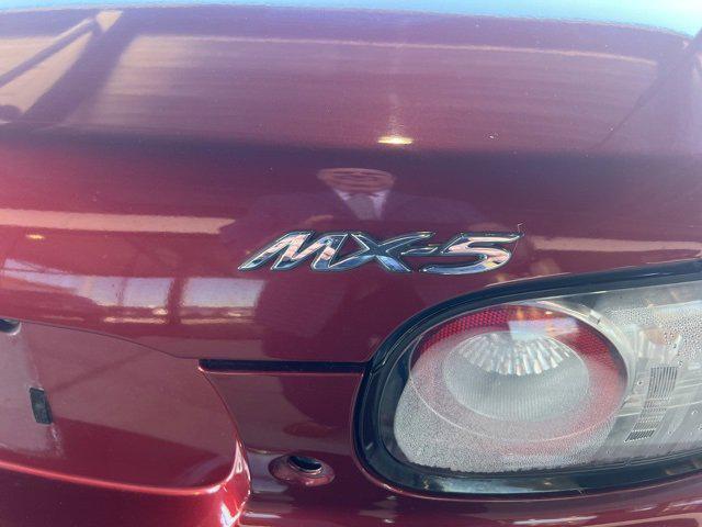 used 2006 Mazda MX-5 Miata car