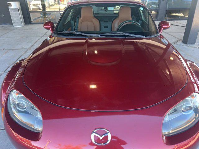 used 2006 Mazda MX-5 Miata car