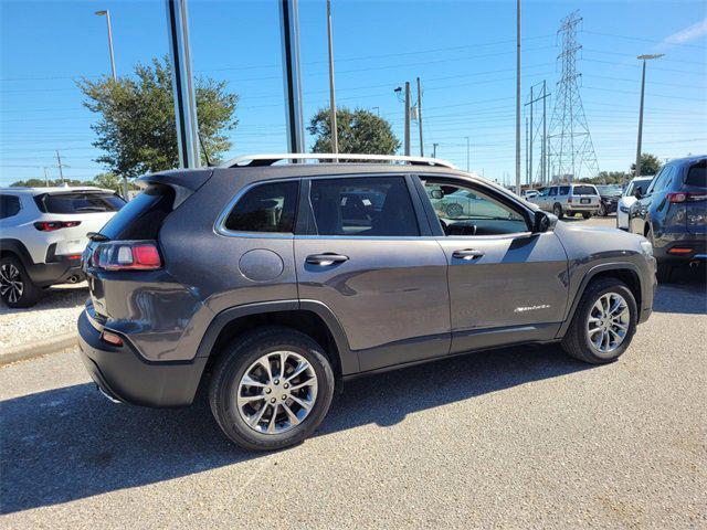 used 2021 Jeep Cherokee car, priced at $17,987