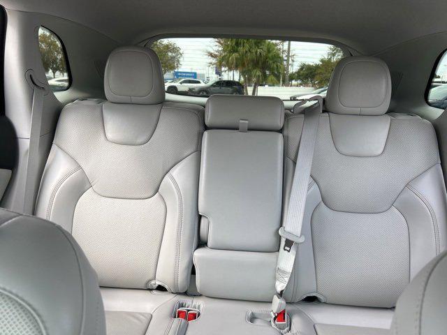 used 2021 Jeep Cherokee car, priced at $17,987