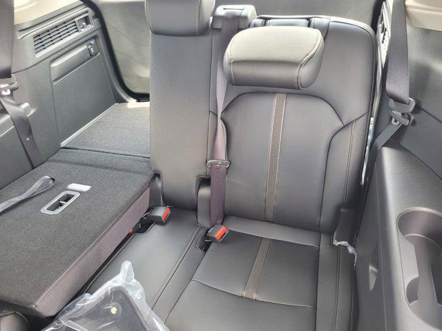 new 2025 Mazda CX-90 car, priced at $38,749