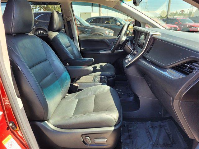 used 2017 Toyota Sienna car