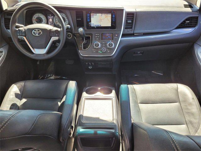 used 2017 Toyota Sienna car