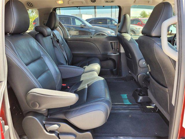 used 2017 Toyota Sienna car