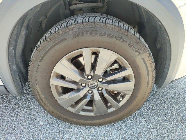 used 2022 Nissan Pathfinder car, priced at $22,987