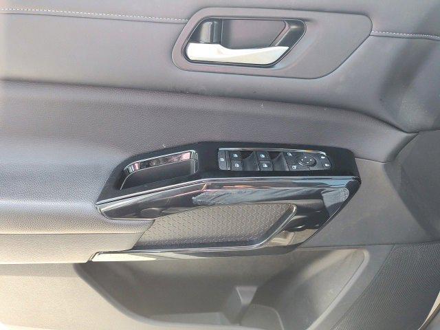used 2022 Nissan Pathfinder car, priced at $22,987