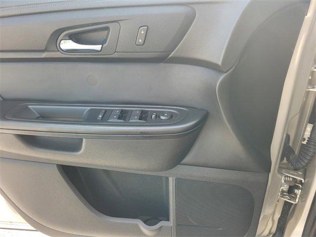 used 2014 Chevrolet Traverse car, priced at $10,000