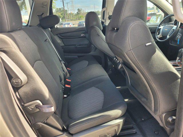used 2014 Chevrolet Traverse car, priced at $10,000