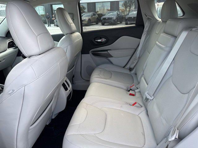 used 2019 Jeep Cherokee car