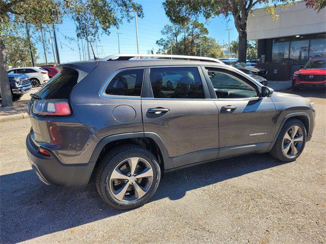 used 2019 Jeep Cherokee car