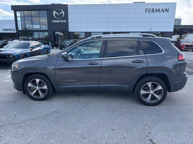 used 2019 Jeep Cherokee car