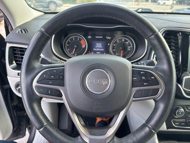 used 2019 Jeep Cherokee car