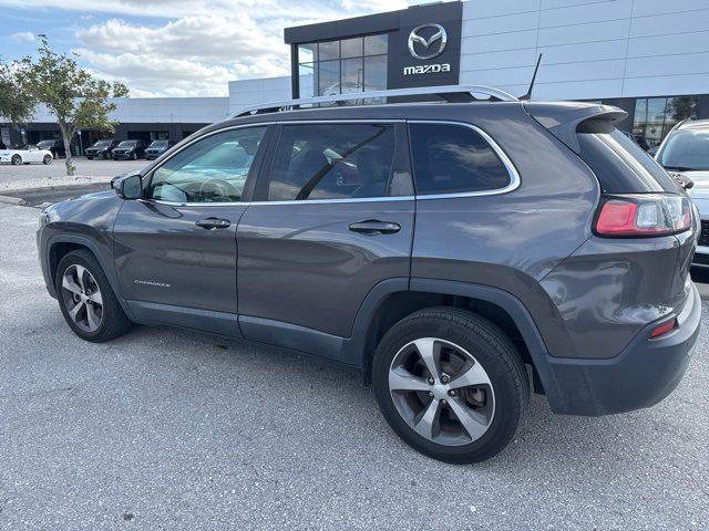 used 2019 Jeep Cherokee car