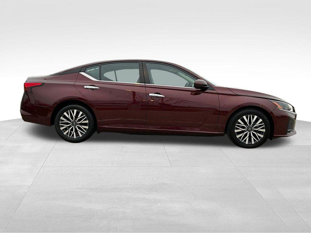 used 2023 Nissan Altima car, priced at $20,300