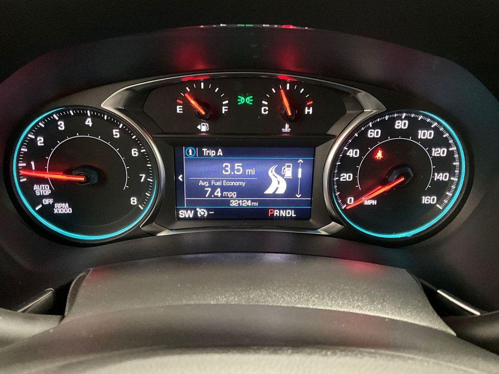 used 2023 Chevrolet Equinox car, priced at $22,400