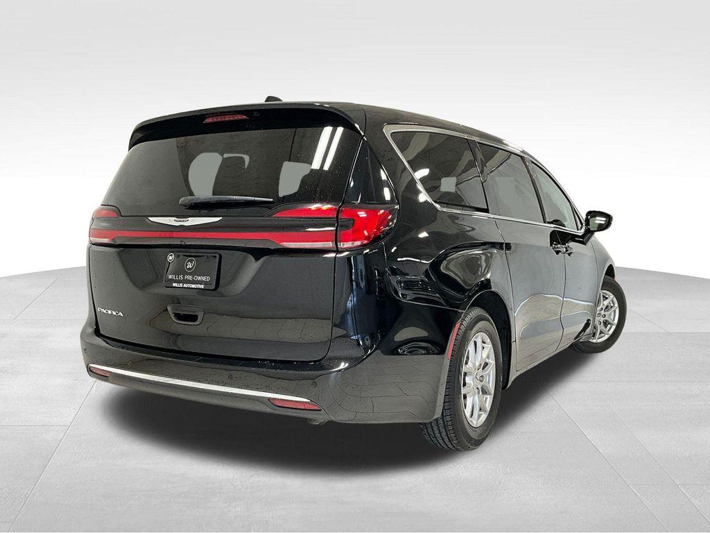 used 2024 Chrysler Pacifica car, priced at $29,600