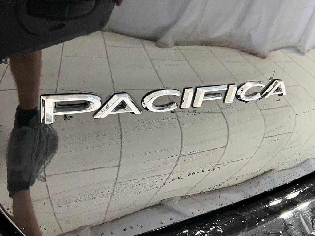 used 2024 Chrysler Pacifica car, priced at $29,600