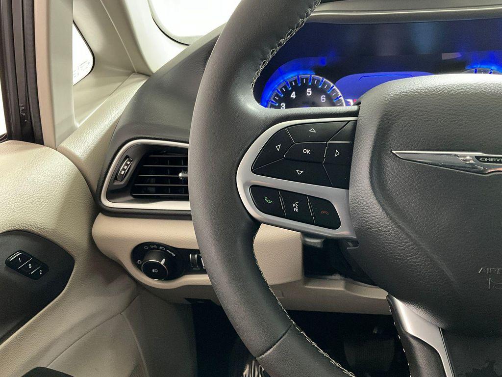 used 2024 Chrysler Pacifica car, priced at $29,600