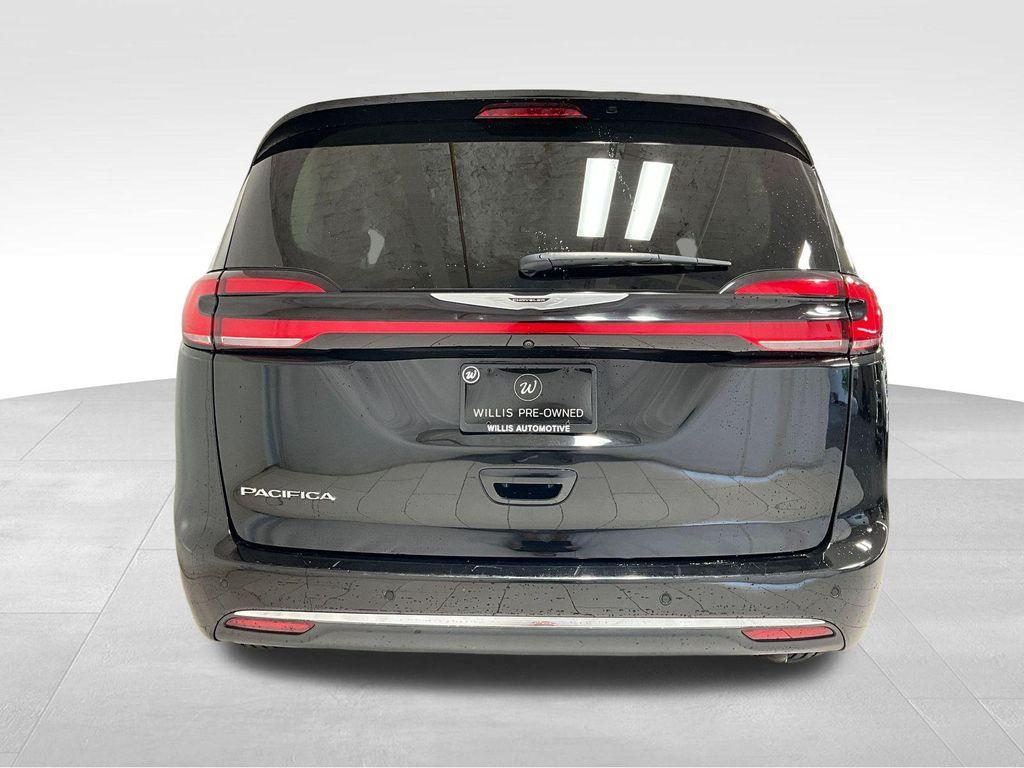 used 2024 Chrysler Pacifica car, priced at $29,600